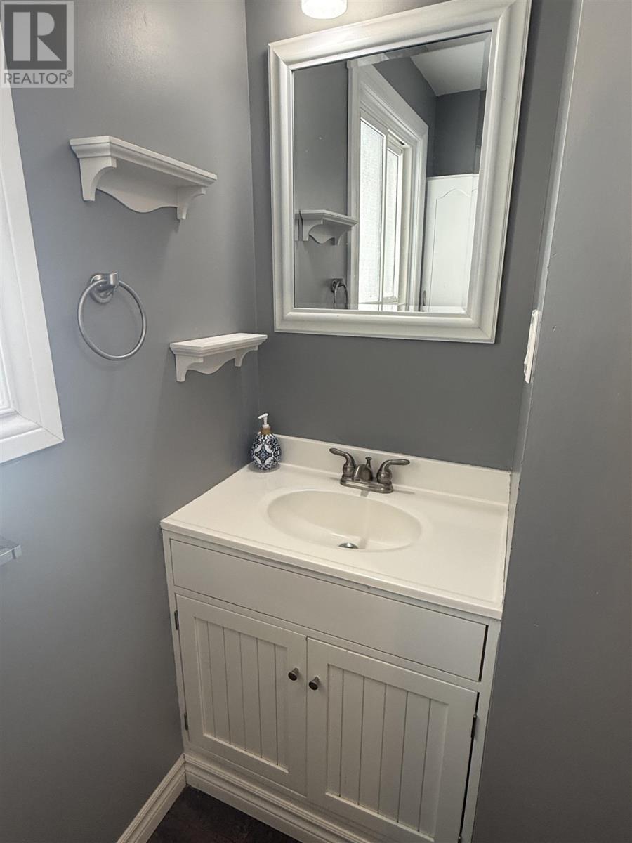 24 Axmith AVE, Elliot Lake, Ontario, P5A1B7 — Photo 30