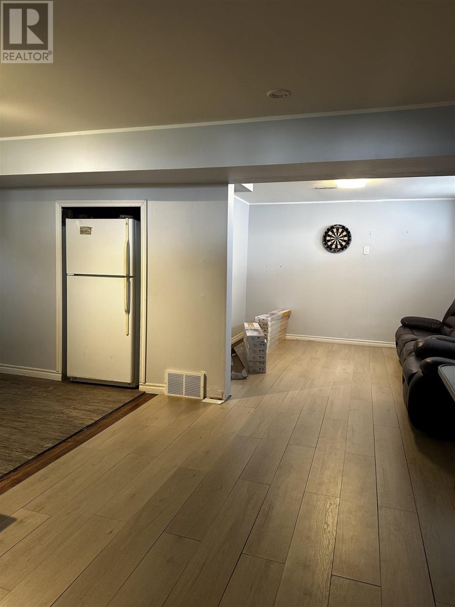 24 Axmith AVE, Elliot Lake, Ontario, P5A1B7 — Photo 46