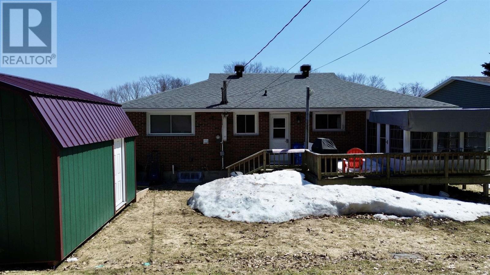 24 Axmith AVE, Elliot Lake, Ontario, P5A1B7 — Photo 9