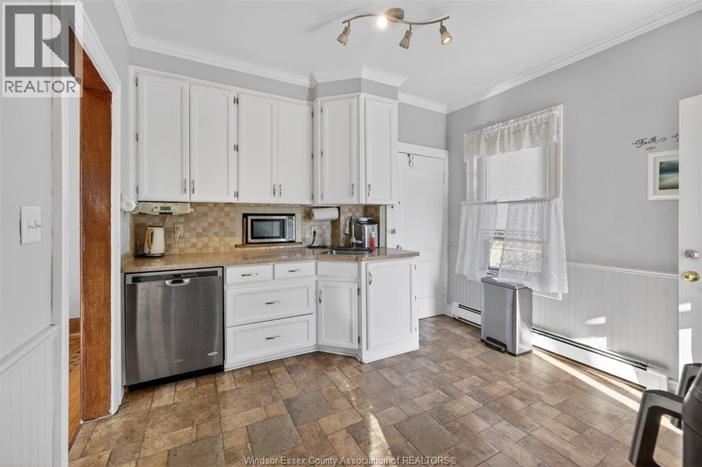 911 Victoria AVENUE, Windsor, Ontario, N9A4N5 — Photo 15