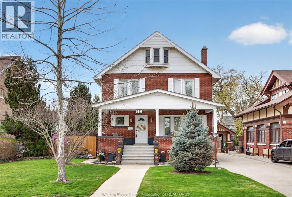 911 Victoria AVENUE, Windsor, Ontario, N9A4N5 — Photo 2