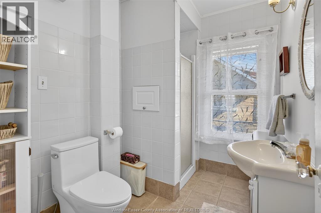 911 Victoria AVENUE, Windsor, Ontario, N9A4N5 — Photo 25