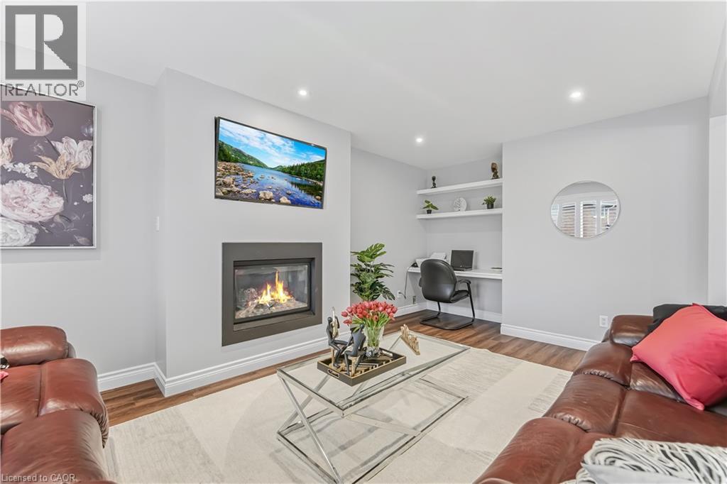 3332 TESTIMONY Square, Mississauga, Ontario, L5B3G2 — Photo 8