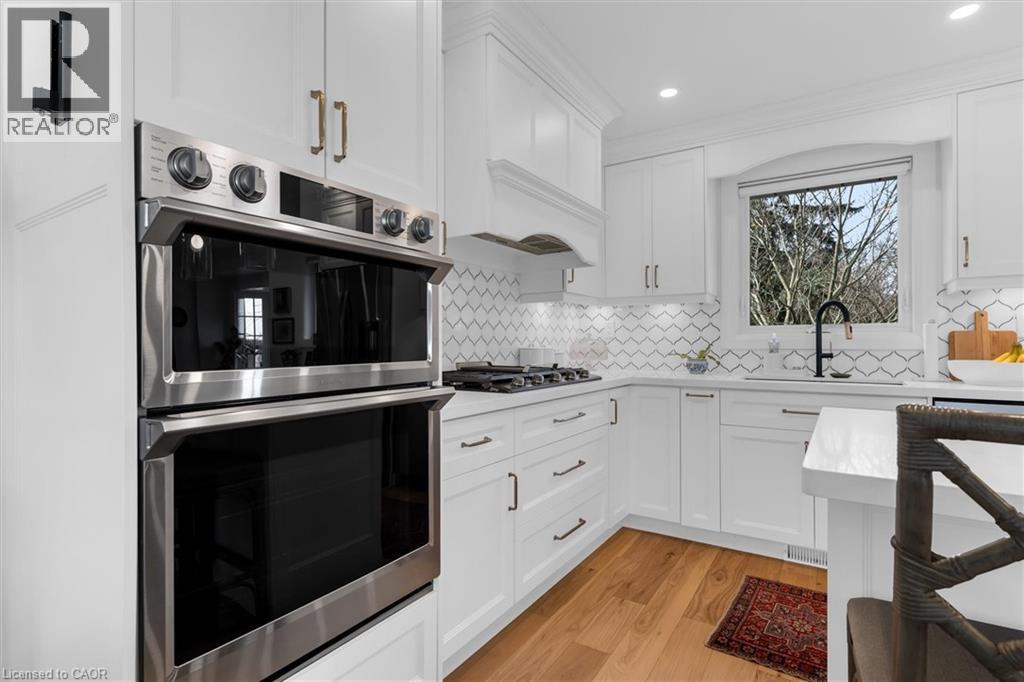 194 SOLINGATE Drive, Oakville, Ontario, L6L3T1 — Photo 10