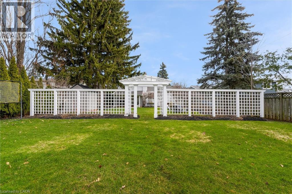 194 SOLINGATE Drive, Oakville, Ontario, L6L3T1 — Photo 35