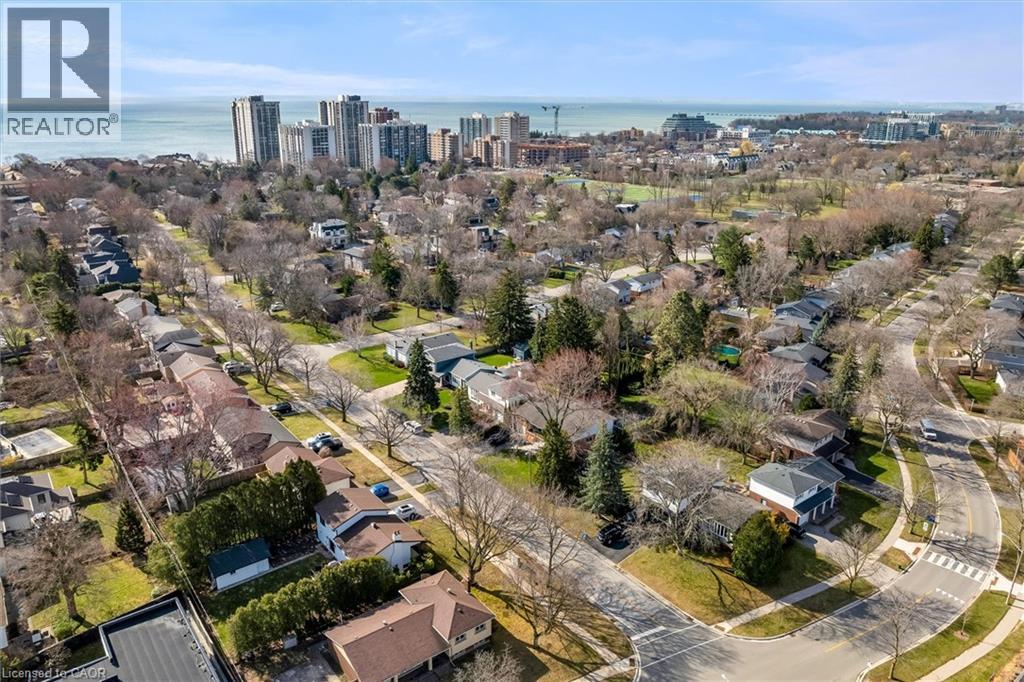 194 SOLINGATE Drive, Oakville, Ontario, L6L3T1 — Photo 46