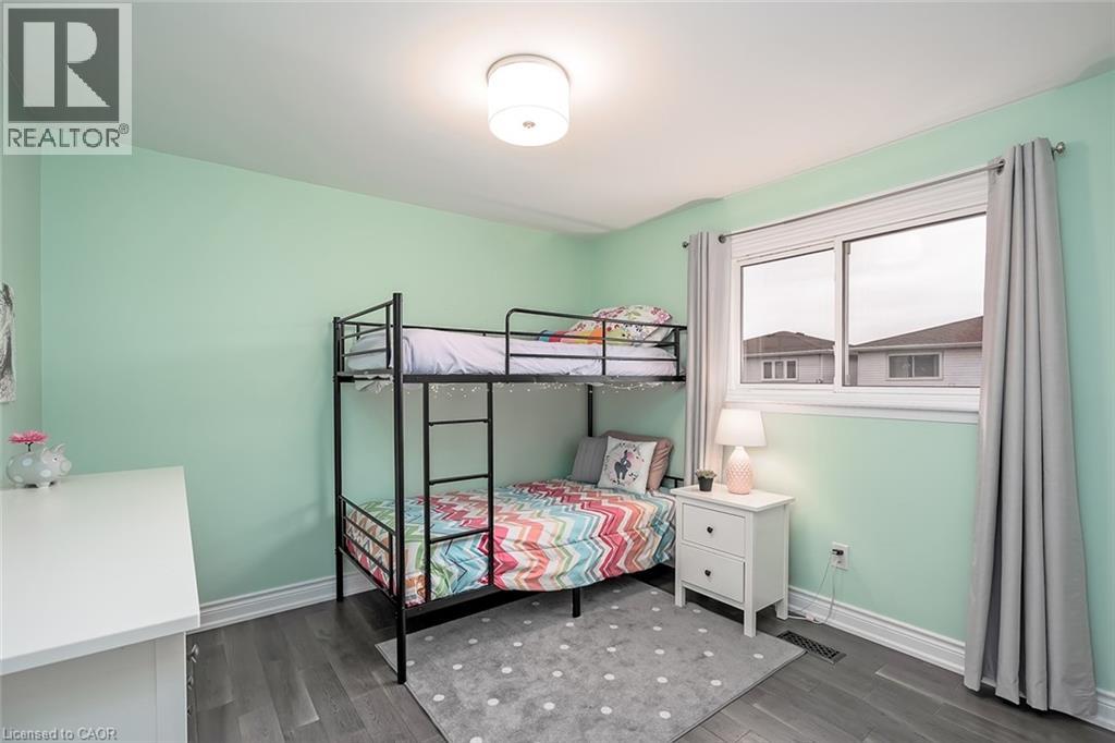 2475 CAVENDISH Drive, Burlington, Ontario, L7P4A5 — Photo 35