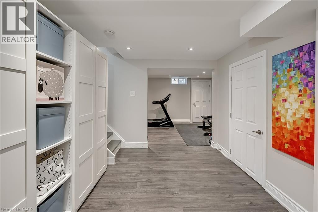 2475 CAVENDISH Drive, Burlington, Ontario, L7P4A5 — Photo 47
