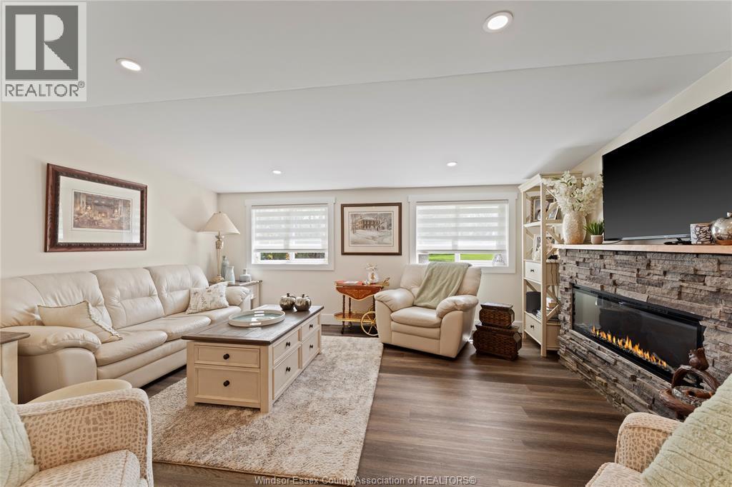 418 TALBOT ROAD East, Leamington, Ontario, N8H3V6 — Photo 35