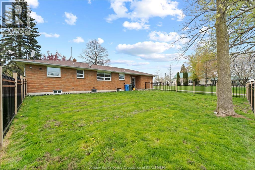 418 TALBOT ROAD East, Leamington, Ontario, N8H3V6 — Photo 41