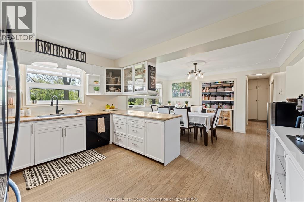 418 TALBOT ROAD East, Leamington, Ontario, N8H3V6 — Photo 7