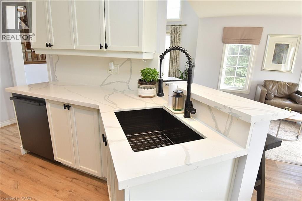 39 PANABAKER Drive Unit# 7, Ancaster, Ontario, L9G0A2 — Photo 15