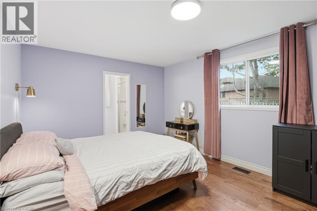 2 AMORE Boulevard, Hamilton, Ontario, L9B2V3 — Photo 11