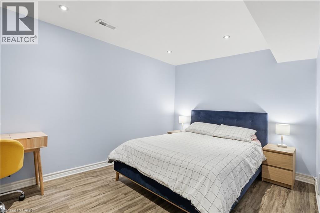 2 AMORE Boulevard, Hamilton, Ontario, L9B2V3 — Photo 20