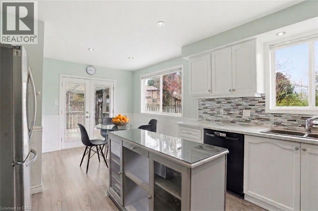 2 AMORE Boulevard, Hamilton, Ontario, L9B2V3 — Photo 8