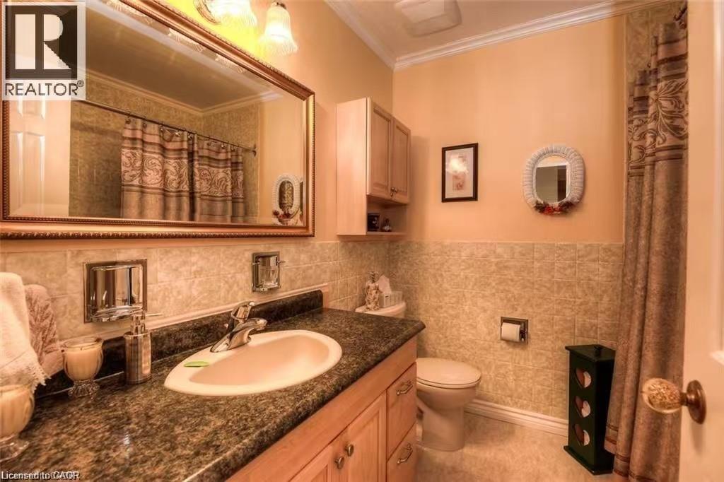 711 CEDAR BEND Drive, Waterloo, Ontario, N2V2R2 — Photo 15