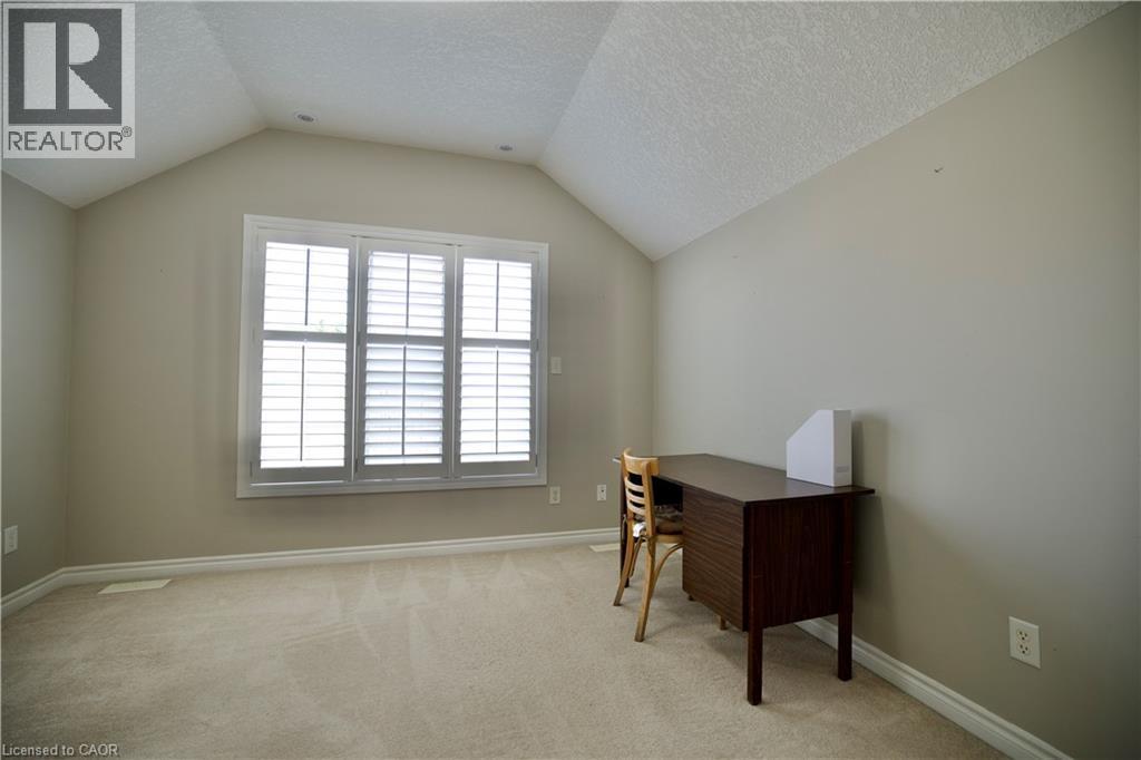 711 CEDAR BEND Drive, Waterloo, Ontario, N2V2R2 — Photo 24