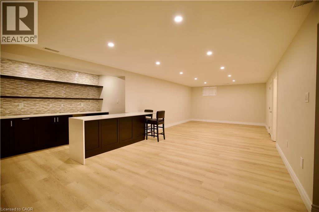 711 CEDAR BEND Drive, Waterloo, Ontario, N2V2R2 — Photo 30
