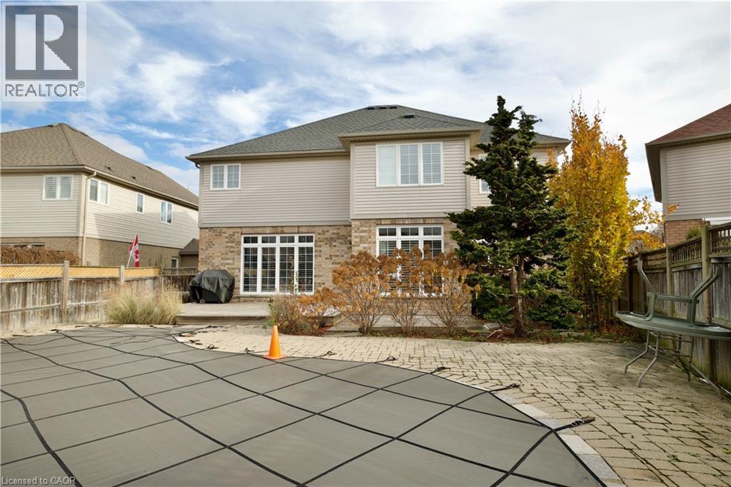 711 CEDAR BEND Drive, Waterloo, Ontario, N2V2R2 — Photo 34