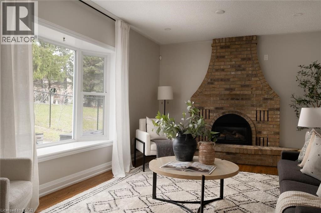 27 MILLBRIDGE Crescent, Pelham, Ontario, L0S1E1 — Photo 2