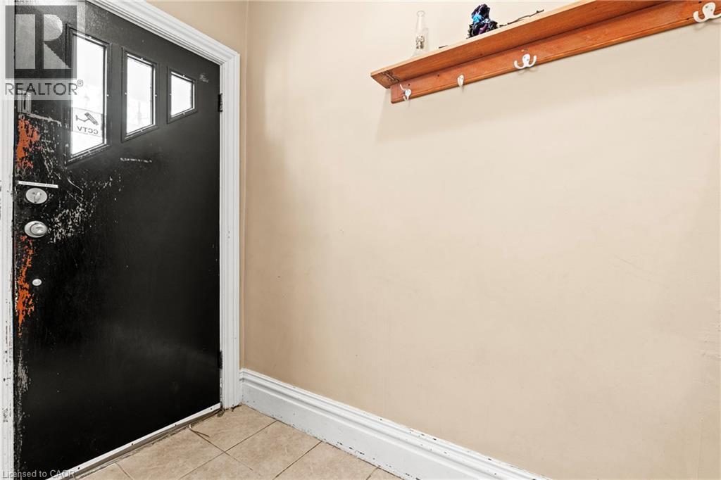 78 CLYDE Street, Hamilton, Ontario, L8L5R4 — Photo 3
