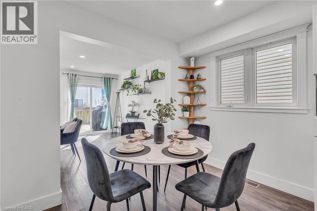 425 ERINBROOK Drive, Kitchener, Ontario, N2E3S4 — Photo 14