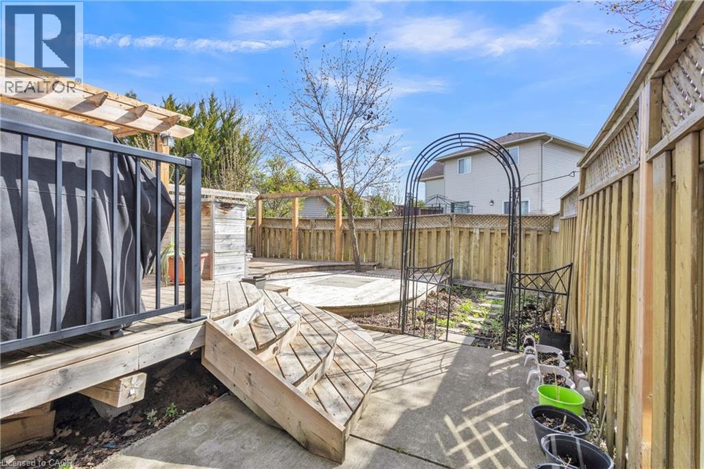 425 ERINBROOK Drive, Kitchener, Ontario, N2E3S4 — Photo 33