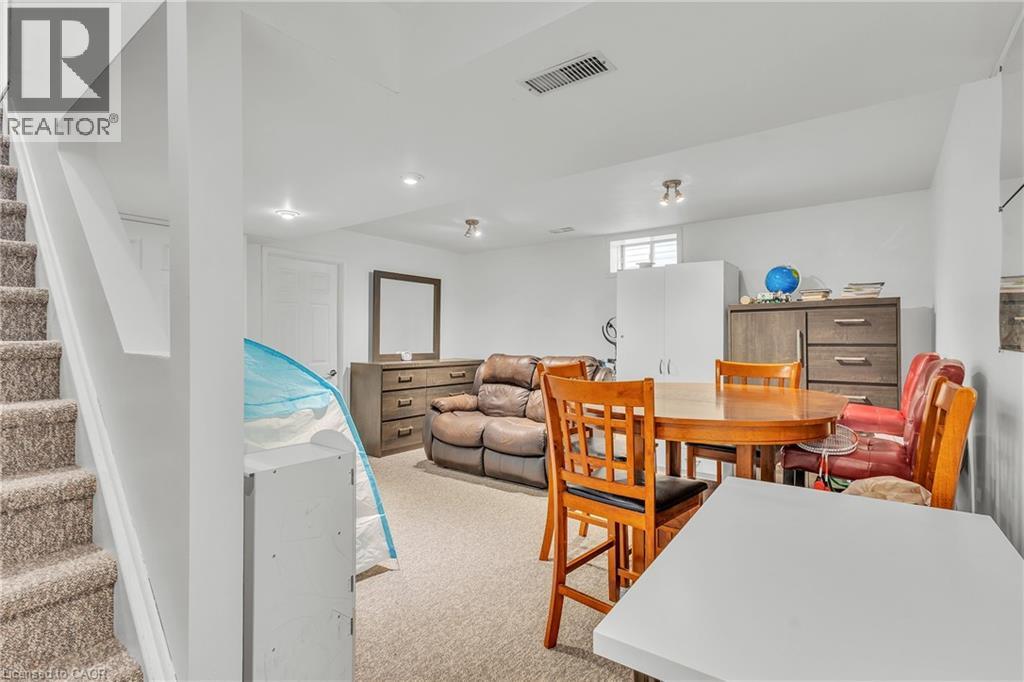 425 ERINBROOK Drive, Kitchener, Ontario, N2E3S4 — Photo 34