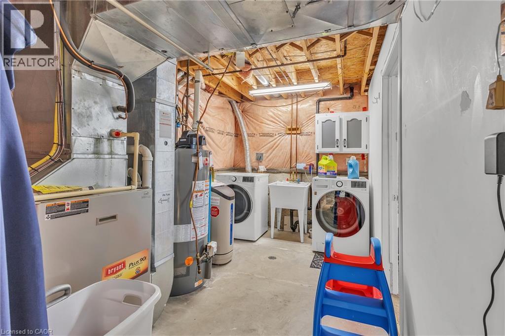 425 ERINBROOK Drive, Kitchener, Ontario, N2E3S4 — Photo 36