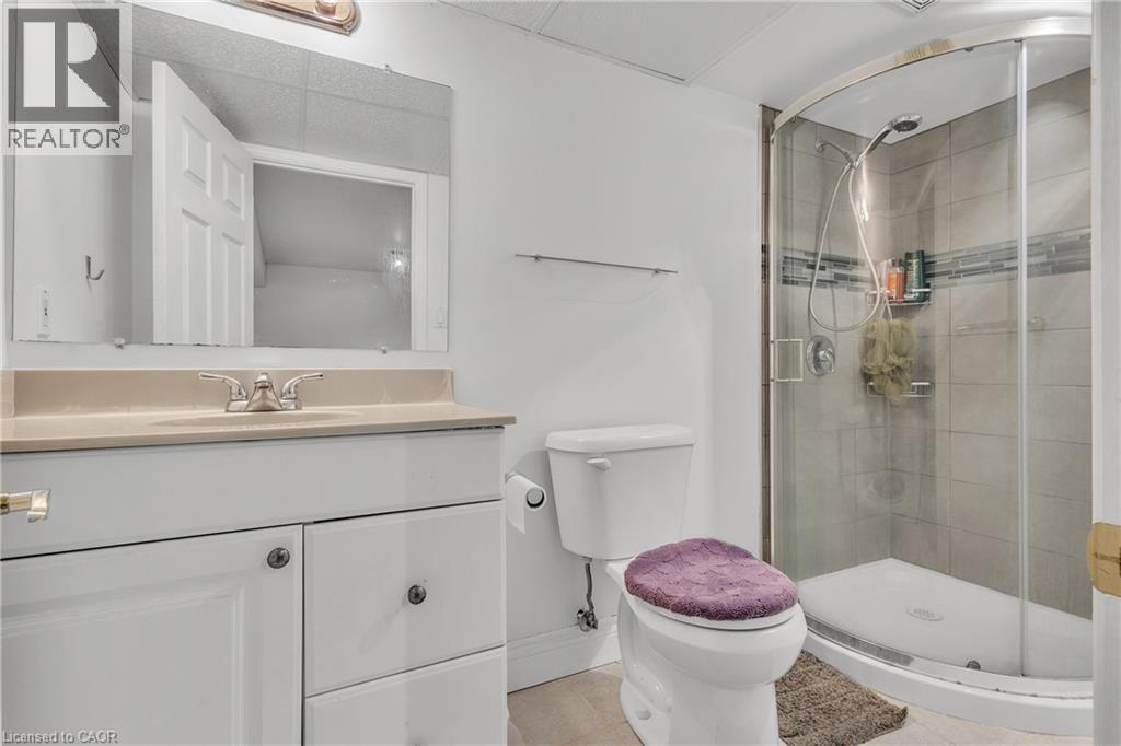425 ERINBROOK Drive, Kitchener, Ontario, N2E3S4 — Photo 39