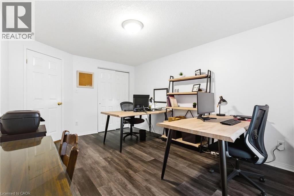 30 BRYAN Court Unit# 4, Kitchener, Ontario, N2A4J5 — Photo 20