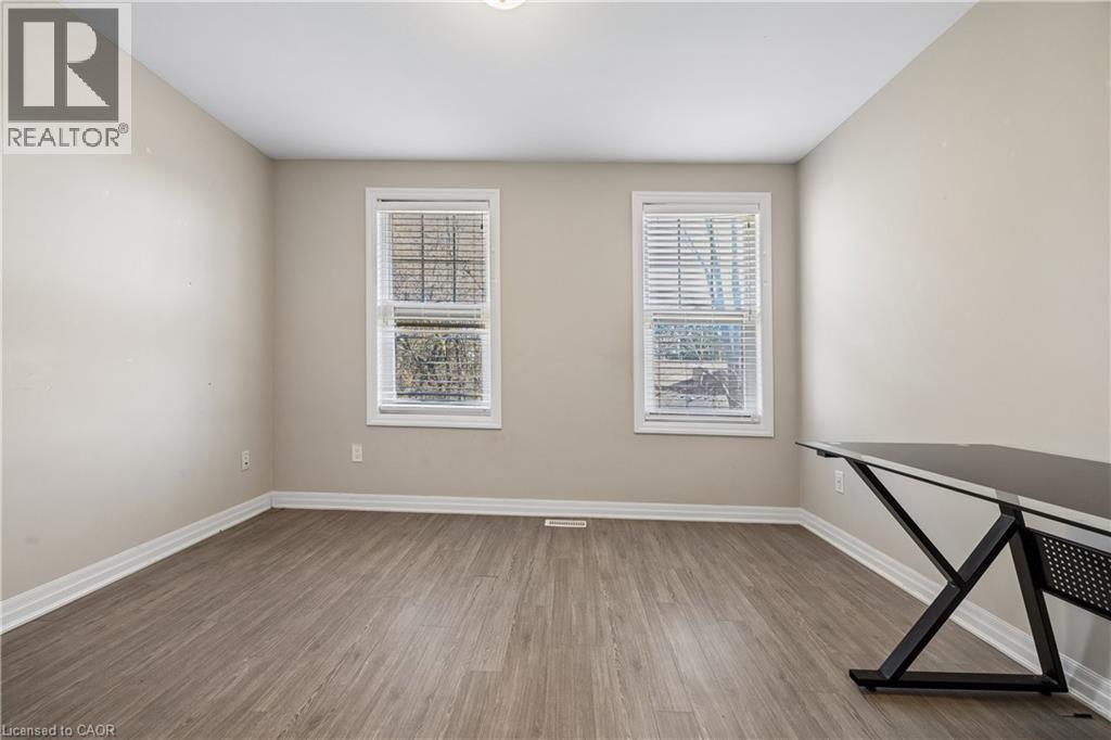 807 GORDON Street Unit# 7, Guelph, Ontario, N1G1Y8 — Photo 17