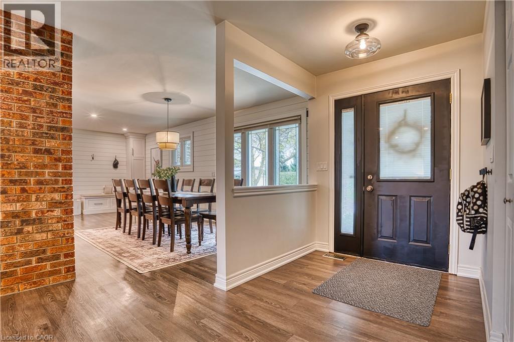 525 BLAKE Street E, Listowel, Ontario, N4W3N6 — Photo 6