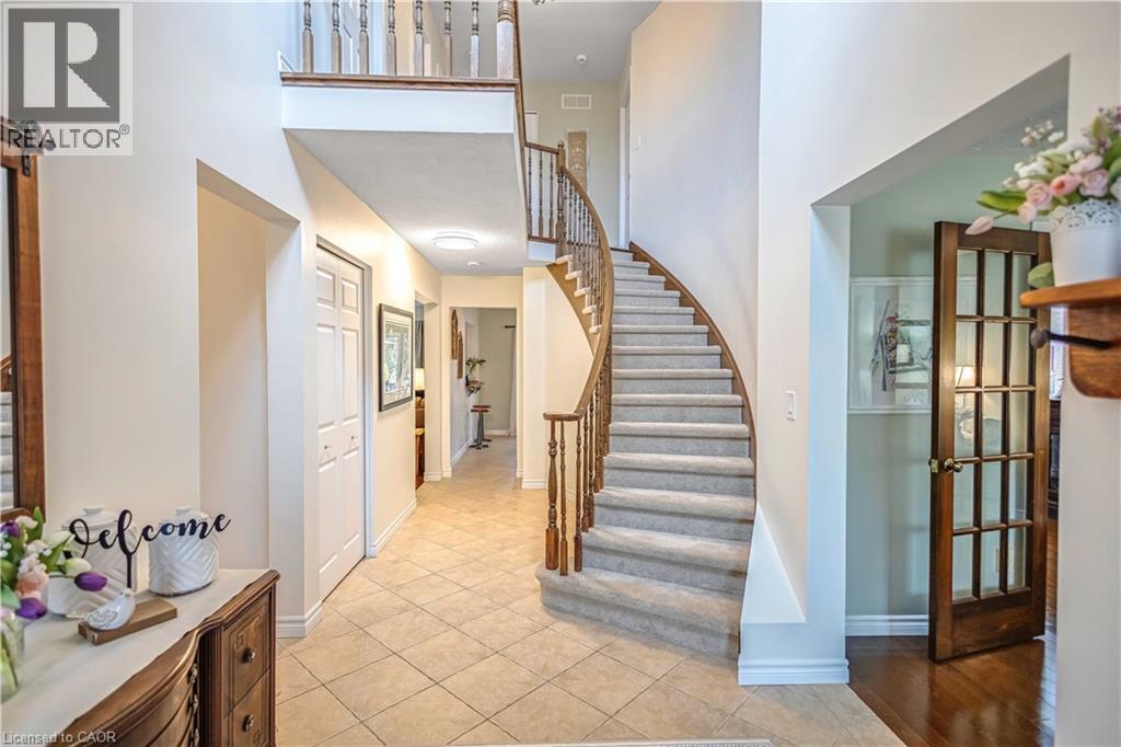 74 JOSEPHINE Drive, Hamilton, Ontario, L9B2B7 — Photo 6