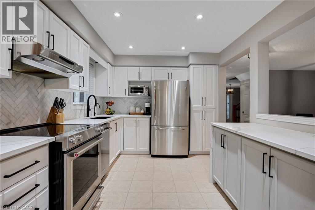 99 UDVARI Crescent, Kitchener, Ontario, N2N0A2 — Photo 18
