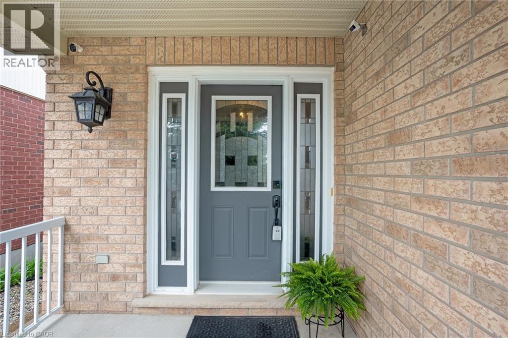 99 UDVARI Crescent, Kitchener, Ontario, N2N0A2 — Photo 2