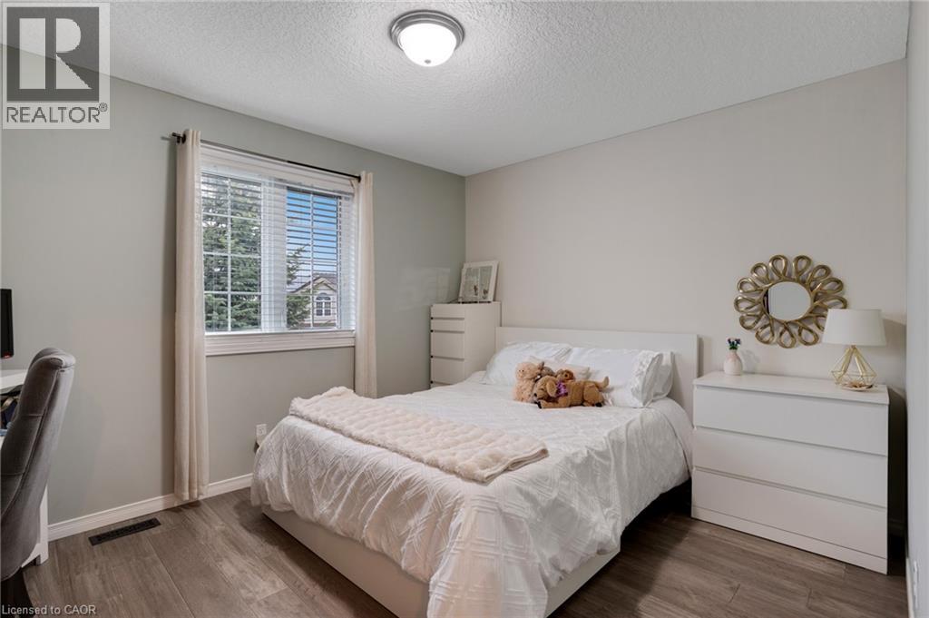 99 UDVARI Crescent, Kitchener, Ontario, N2N0A2 — Photo 30