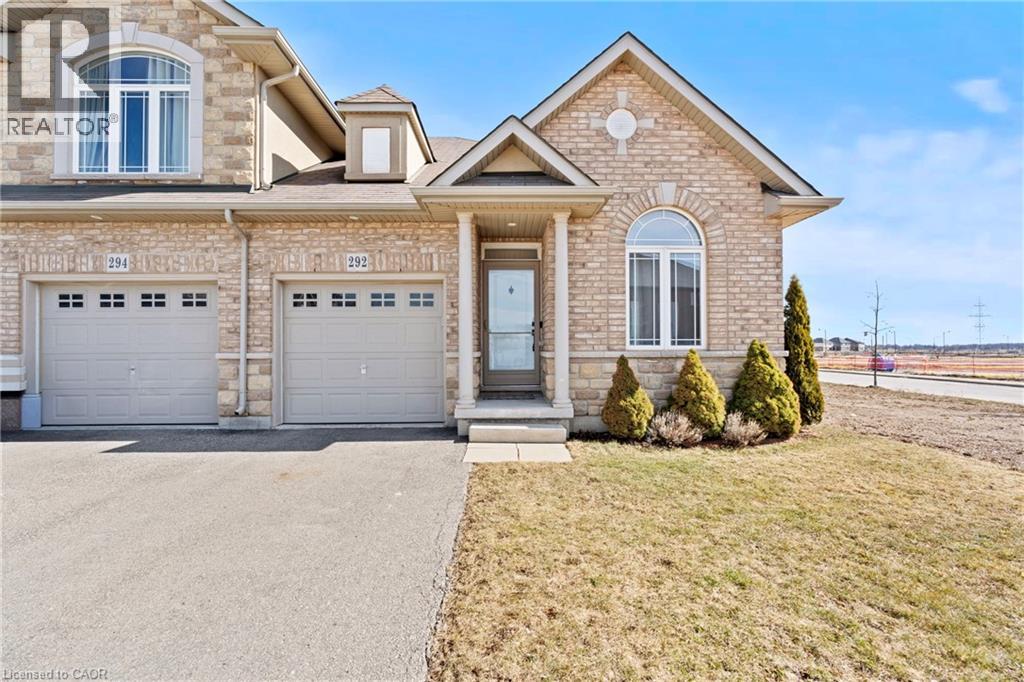 292 KEYSTONE Crescent, Hamilton, Ontario, L0R1P0 — Photo 2