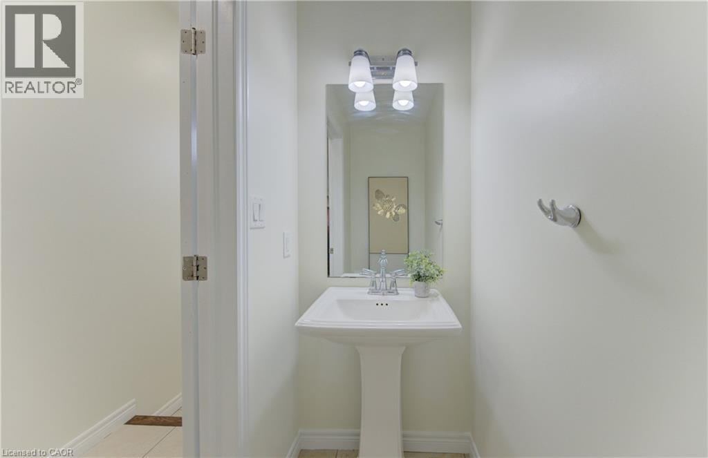 36 PRINCE ALBERT Boulevard, Kitchener, Ontario, N2H0B4 — Photo 10