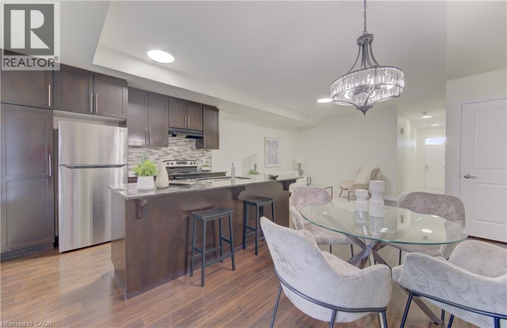36 PRINCE ALBERT Boulevard, Kitchener, Ontario, N2H0B4 — Photo 3