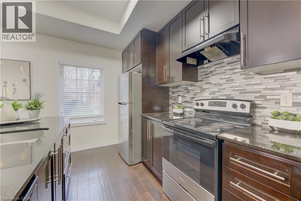 36 PRINCE ALBERT Boulevard, Kitchener, Ontario, N2H0B4 — Photo 5