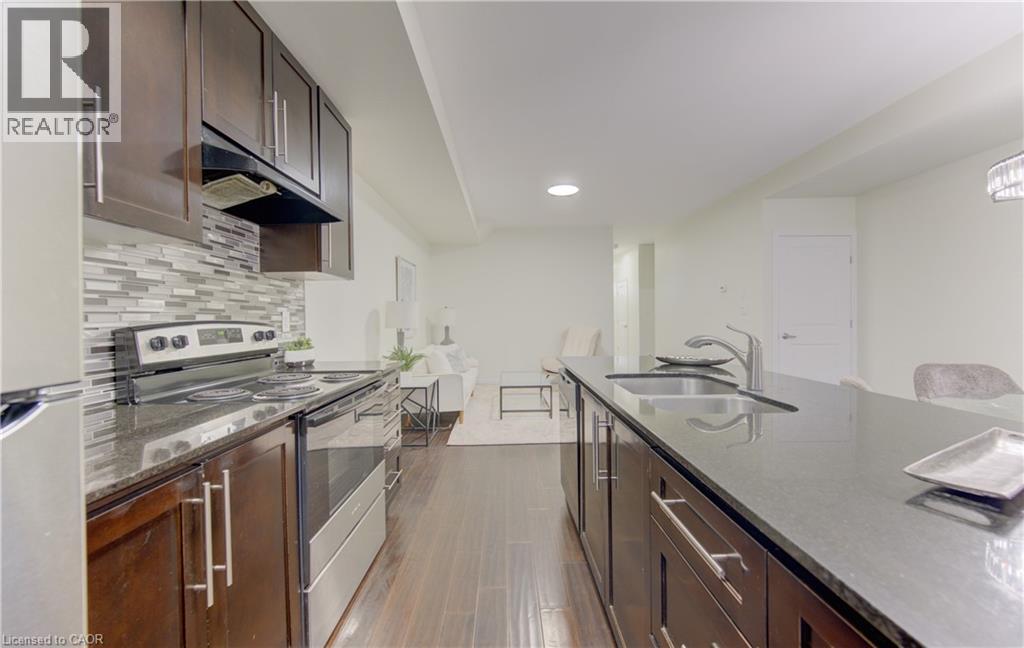36 PRINCE ALBERT Boulevard, Kitchener, Ontario, N2H0B4 — Photo 6