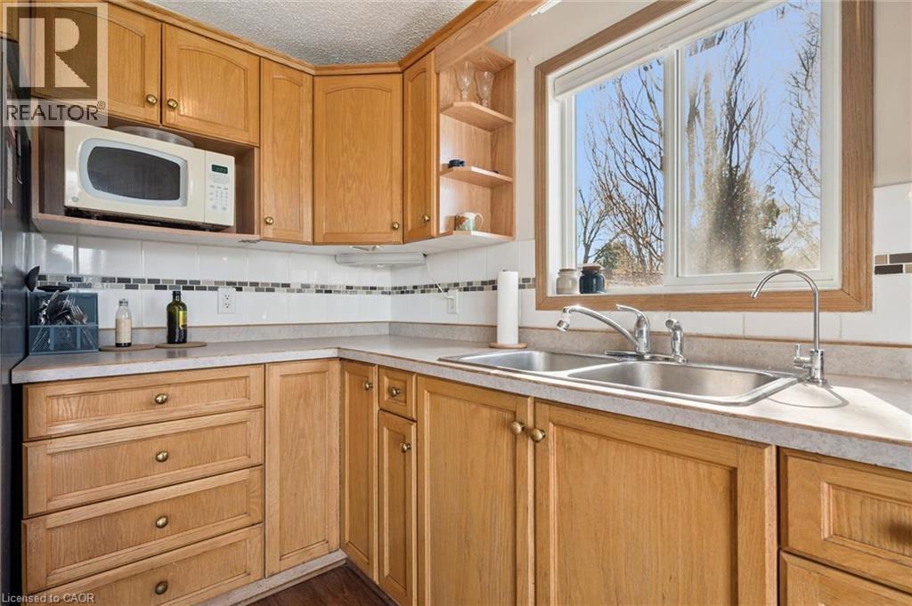 27 TRILLIUM BEACH Drive, Puslinch, Ontario, N0B2J0 — Photo 12