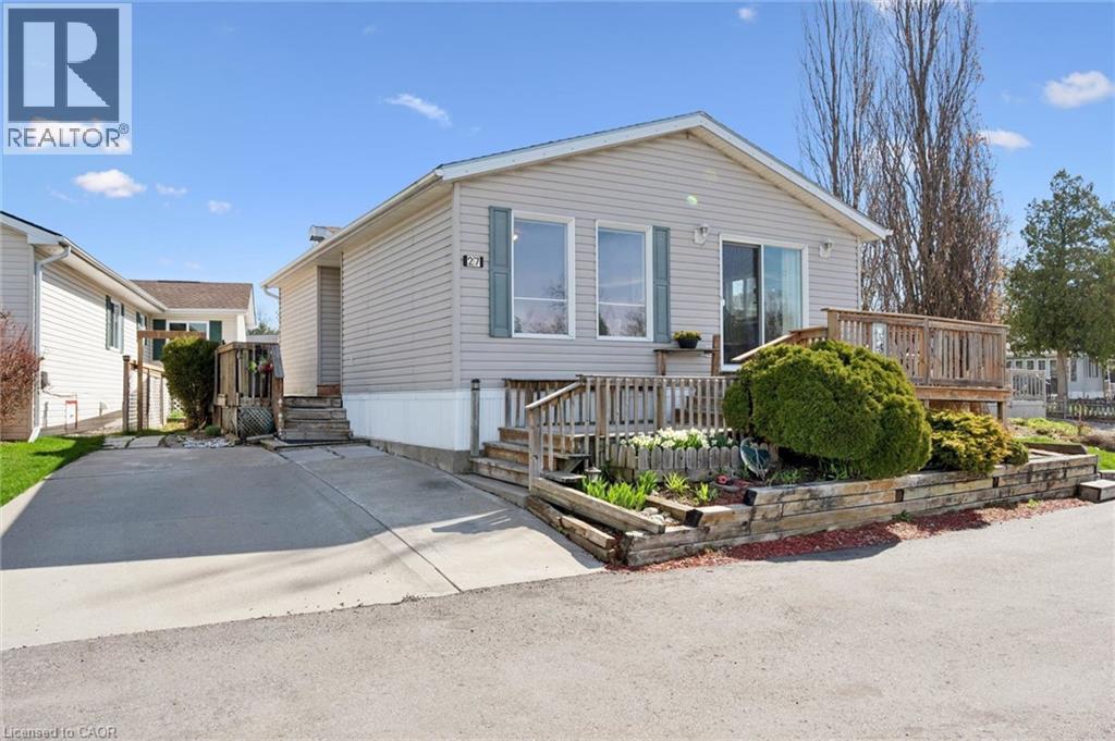 27 TRILLIUM BEACH Drive, Puslinch, Ontario, N0B2J0 — Photo 2