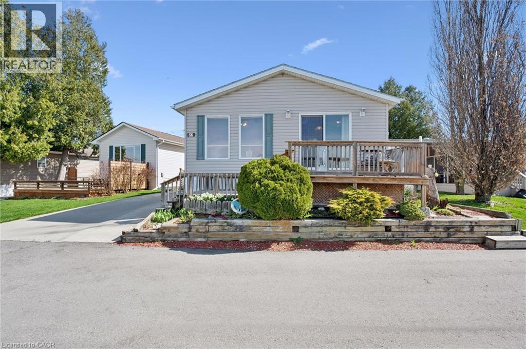27 TRILLIUM BEACH Drive, Puslinch, Ontario, N0B2J0 — Photo 3