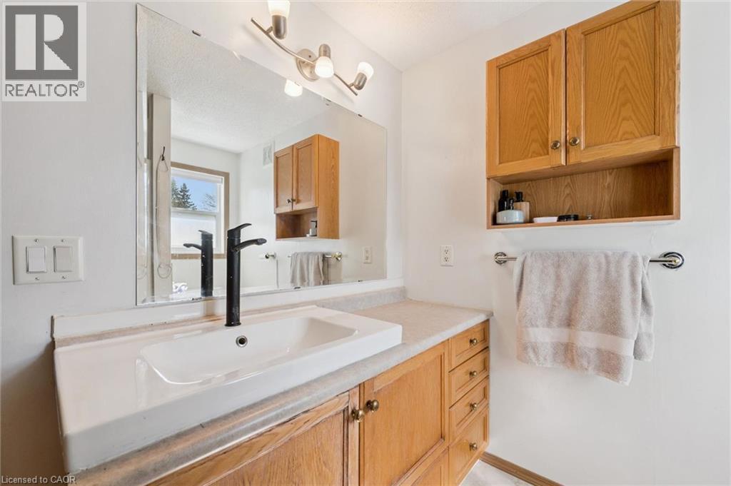 27 TRILLIUM BEACH Drive, Puslinch, Ontario, N0B2J0 — Photo 8