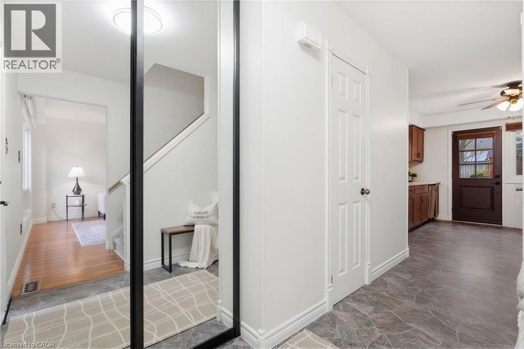 56 ANGELA Crescent, Cambridge, Ontario, N1S4B6 — Photo 20