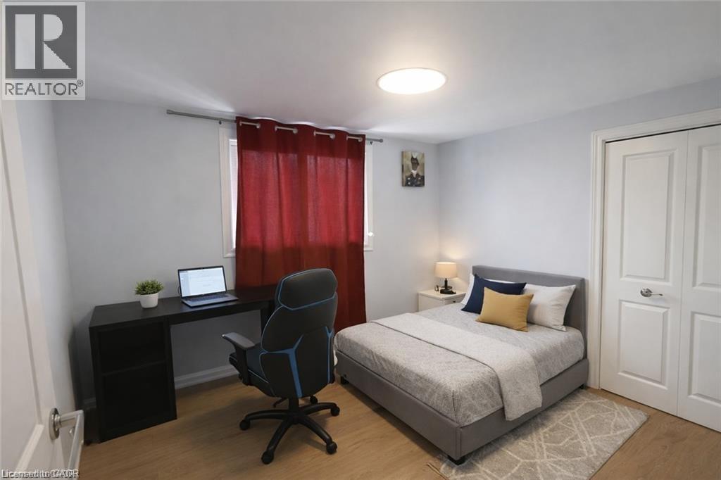 150 OVERLEA Drive, Kitchener, Ontario, N2M1T3 — Photo 7