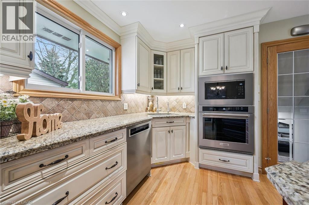 574 SPRUCEHILL Avenue, Waterloo, Ontario, N2L4V9 — Photo 15
