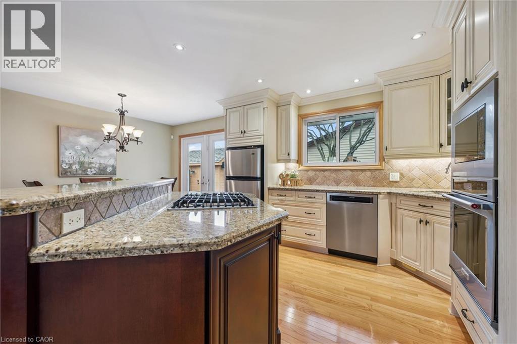 574 SPRUCEHILL Avenue, Waterloo, Ontario, N2L4V9 — Photo 16